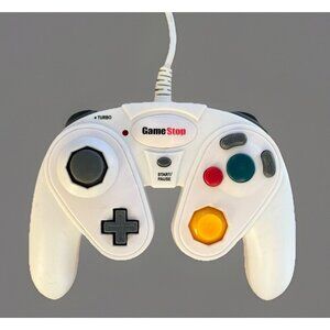Game Stop G3 Pelican Wired Turbo Controller for Nintendo Game Cube & Wii – White